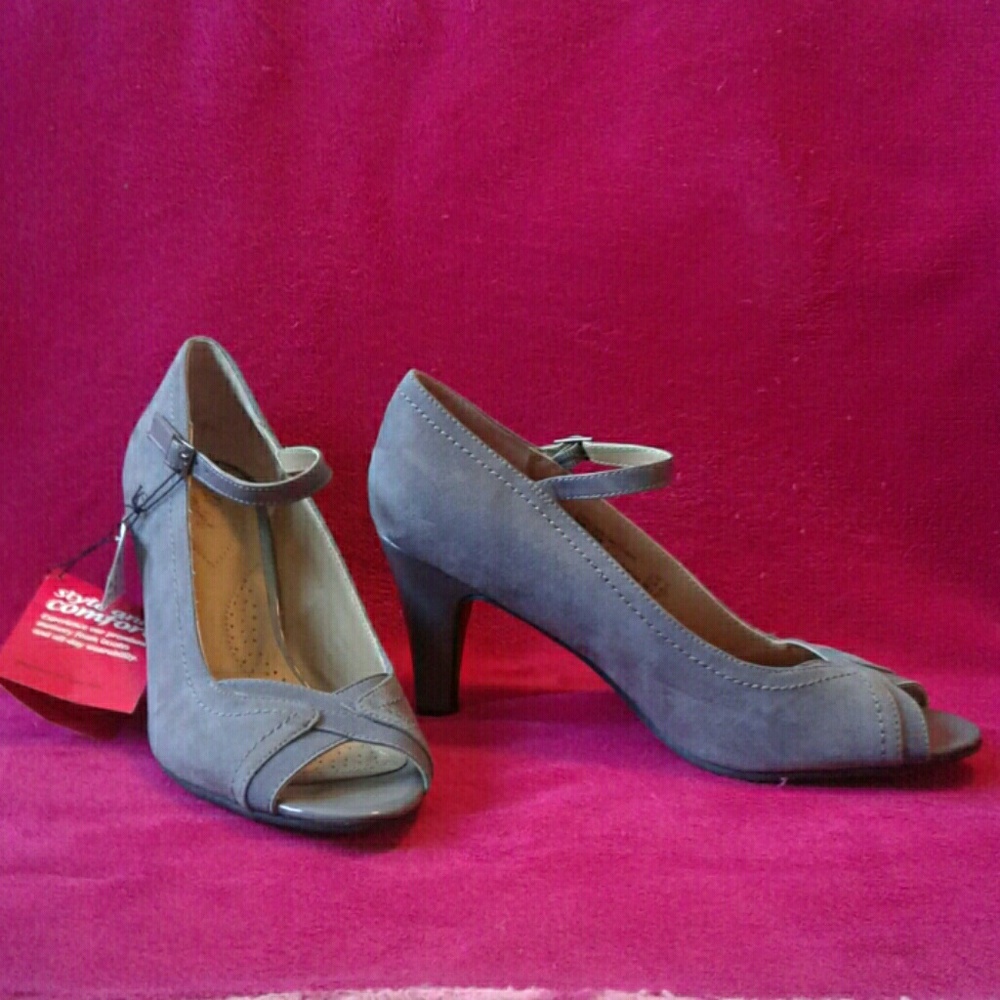 Grey suede heels